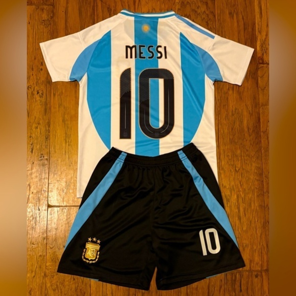 Lionel Messi Kids Argentina Black Shorts Soccer Set 2 Piece Kit Footballer Gift
